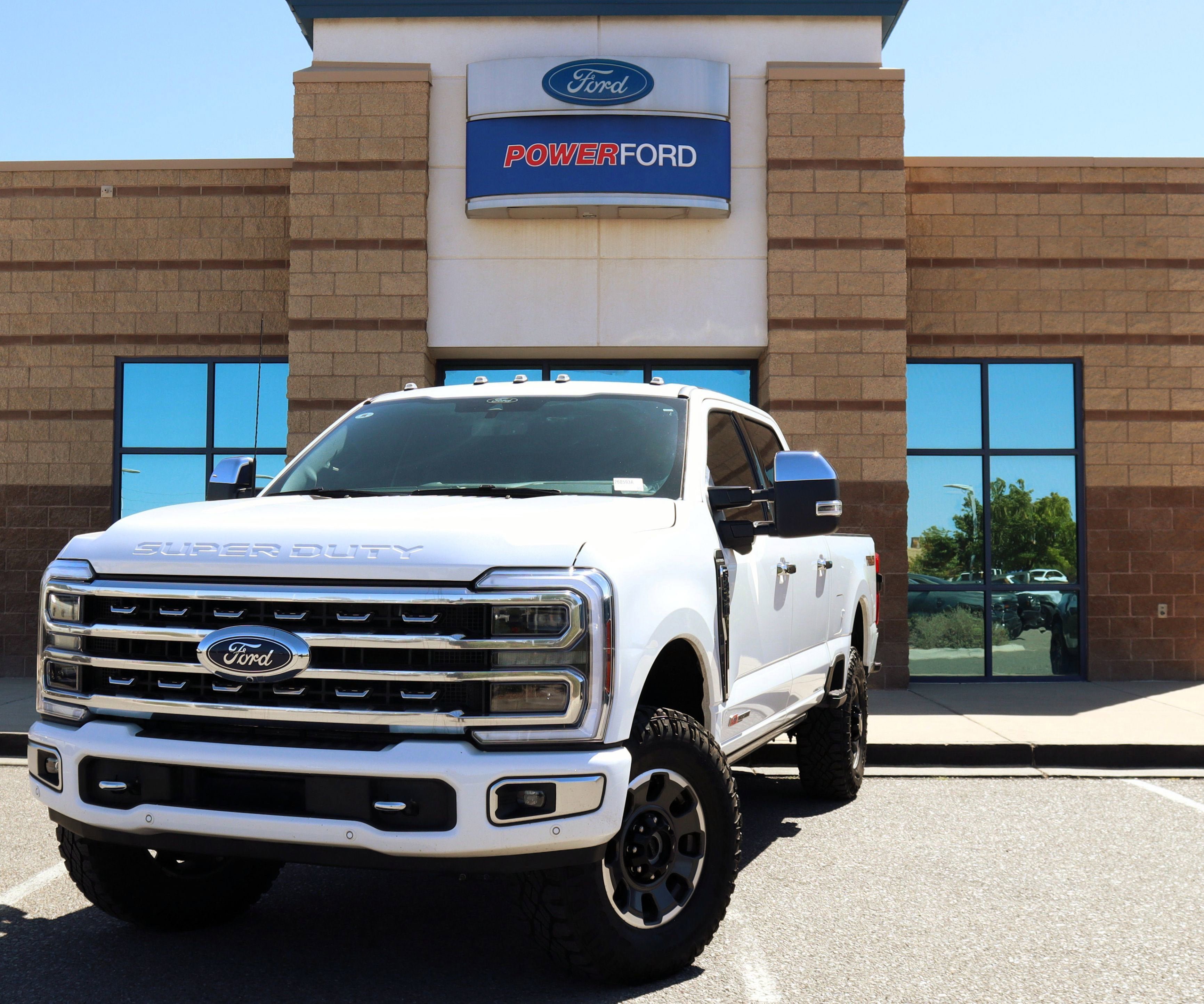 Certified 2024 Ford F350 Platinum w/ Tremor Off-Road Package AWD/4WD image 2