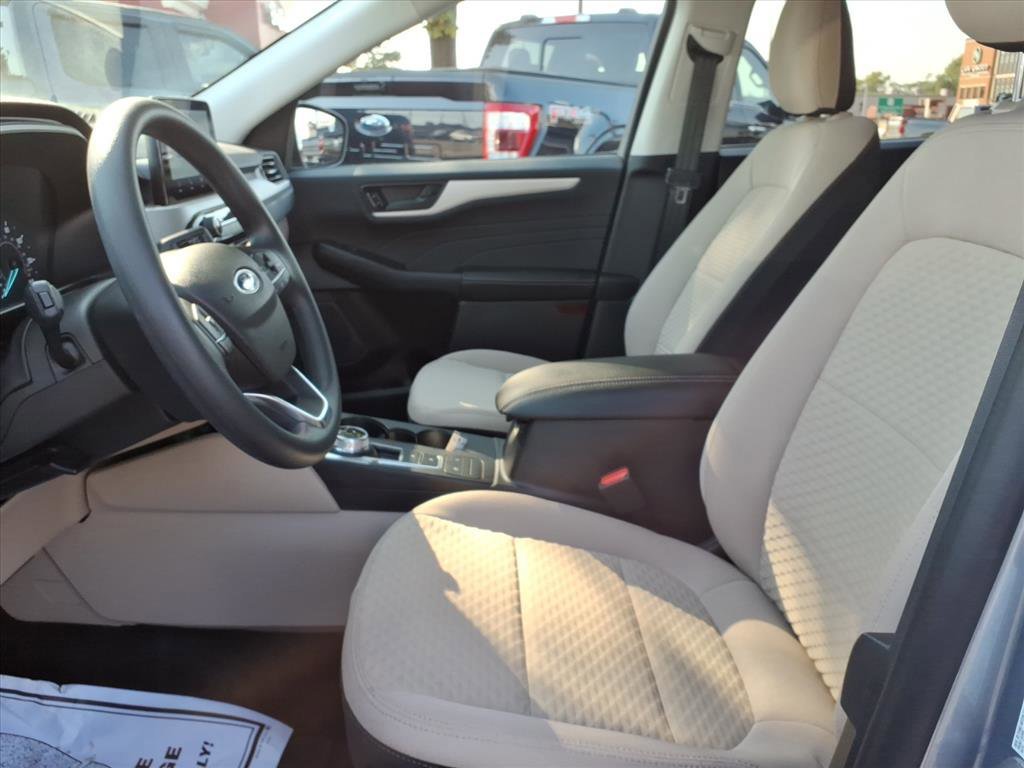 Certified 2022 Ford Escape SE image 14
