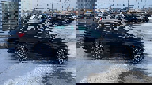 Used 2024 Chevrolet Malibu LT image 2