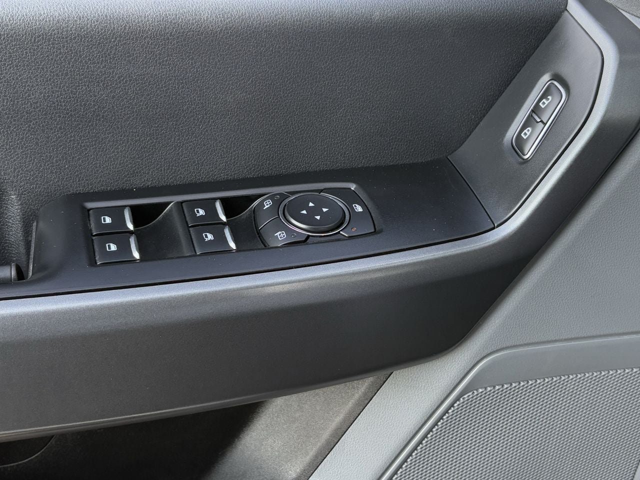Certified 2025 Ford F250 XLT AWD/4WD image 26