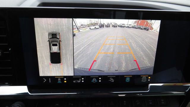 Used 2022 Chevrolet Silverado 1500 ZR2 w/ Technology Package image 14