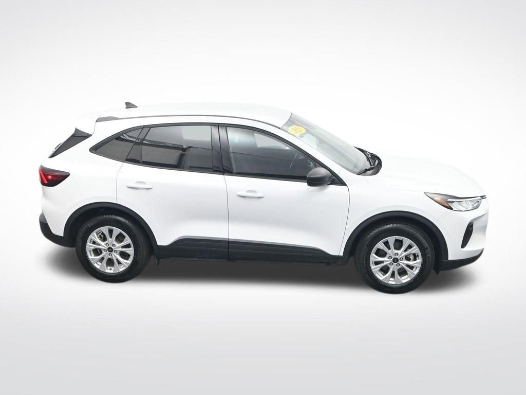 Certified 2025 Ford Escape Active FWD image 27