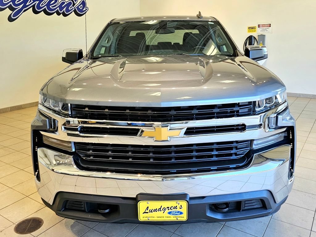 Used 2022 Chevrolet Silverado 1500 LT AWD/4WD image 2