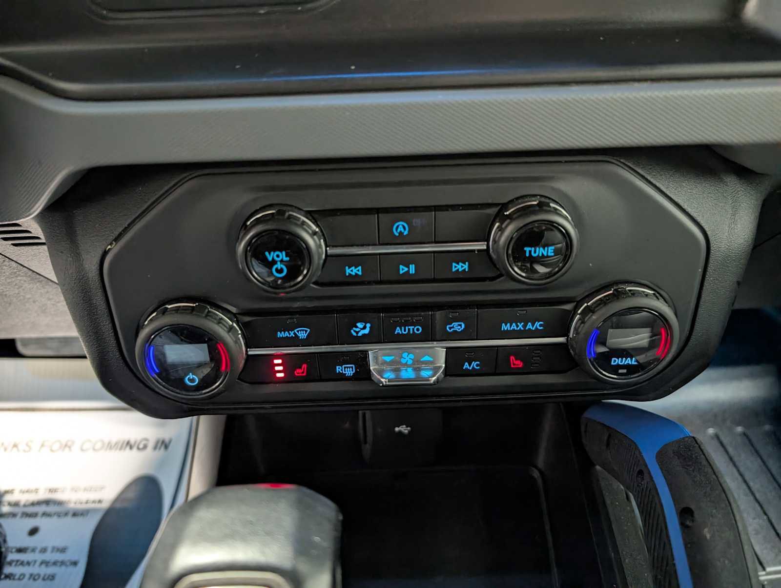 Certified 2023 Ford Bronco Black Diamond image 33