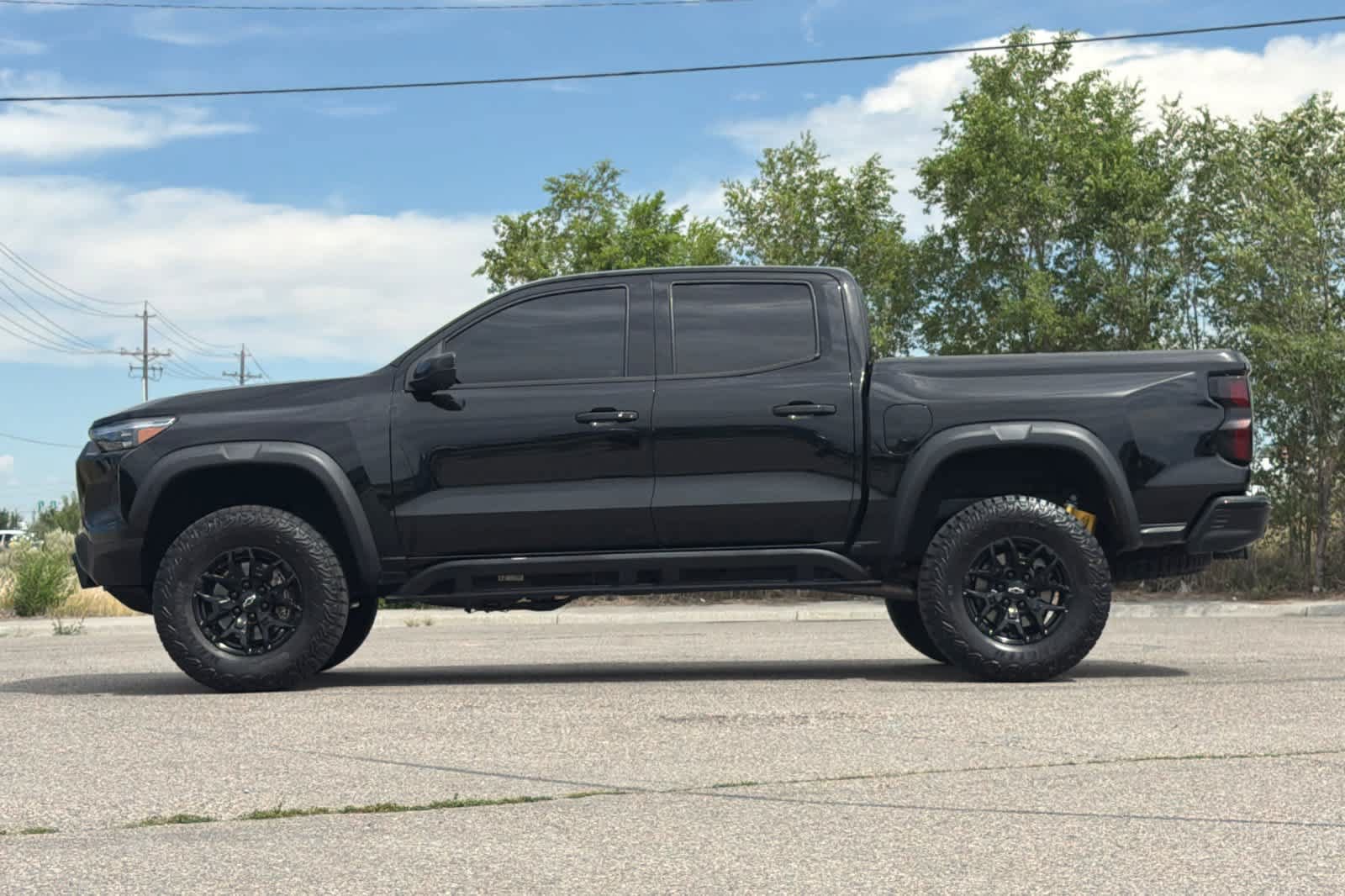 Used 2023 Chevrolet Colorado ZR2 w/ ZR2 Convenience Package III AWD/4WD image 5