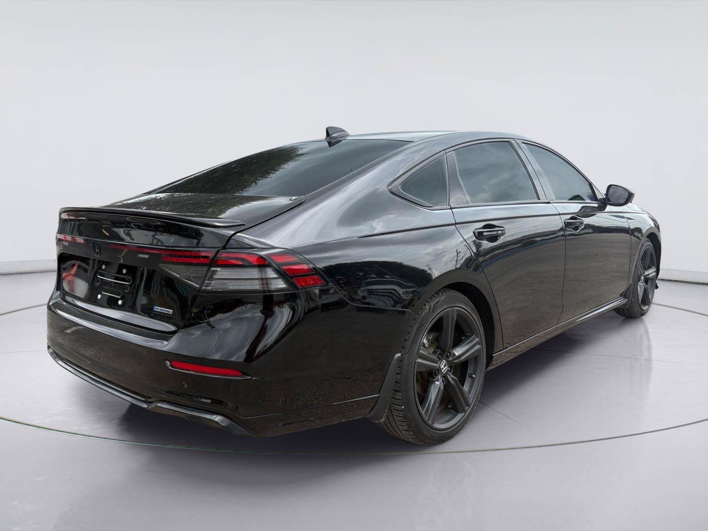 Used 2023 Honda Accord Sport image 5