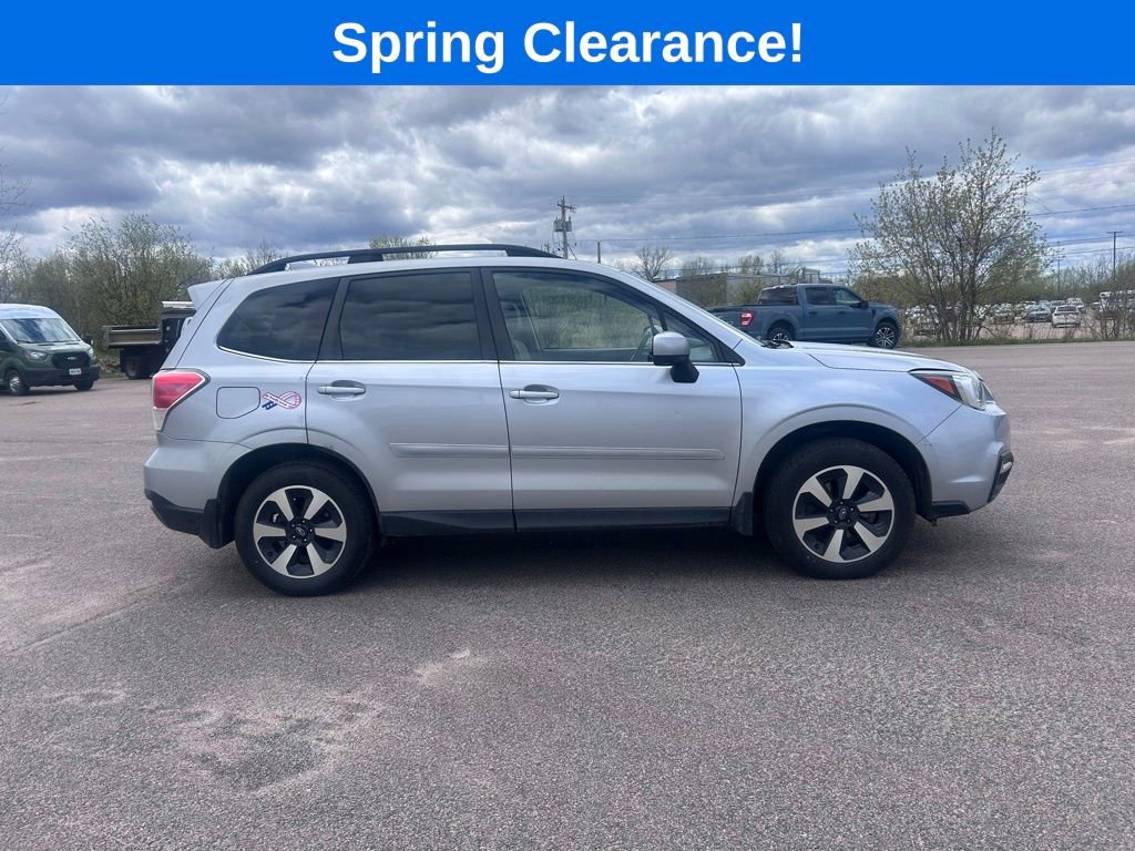 Used 2017 Subaru Forester 2.5i Limited AWD/4WD image 7