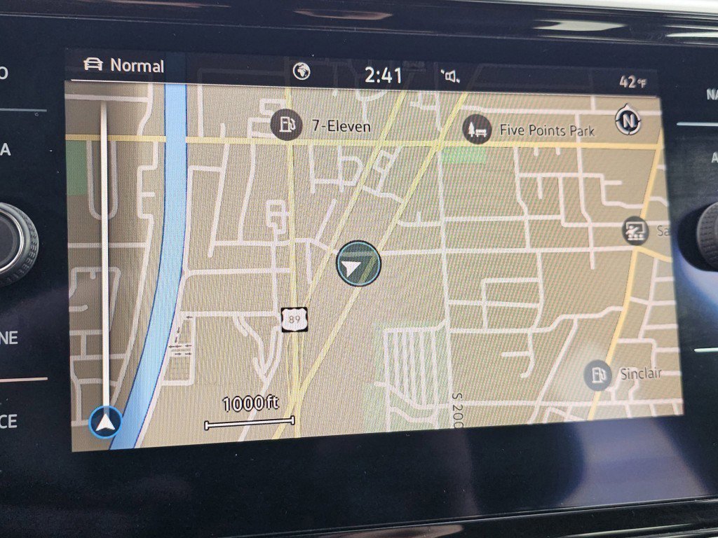 Used 2022 Volkswagen Atlas Cross Sport SEL R-Line image 15