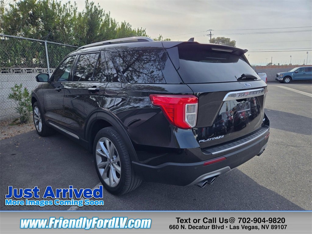 Certified 2022 Ford Explorer Platinum w/ Equipment Group 601A image 2