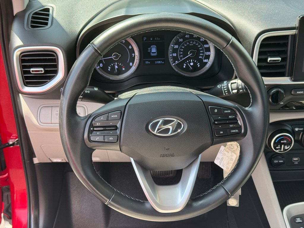 Used 2021 Hyundai Venue SEL w/ Cargo Package FWD image 12