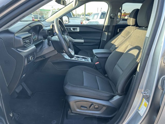 Certified 2023 Ford Explorer XLT RWD image 14
