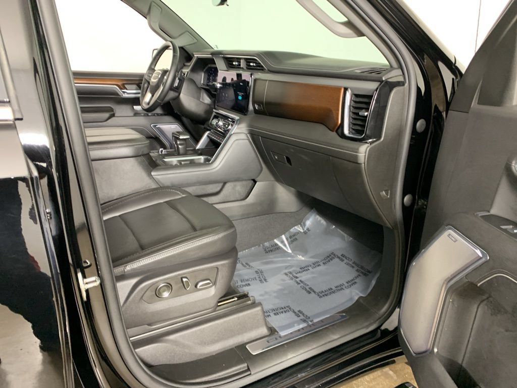 Used 2024 GMC Sierra 1500 Denali w/ Denali Reserve Package AWD/4WD image 42