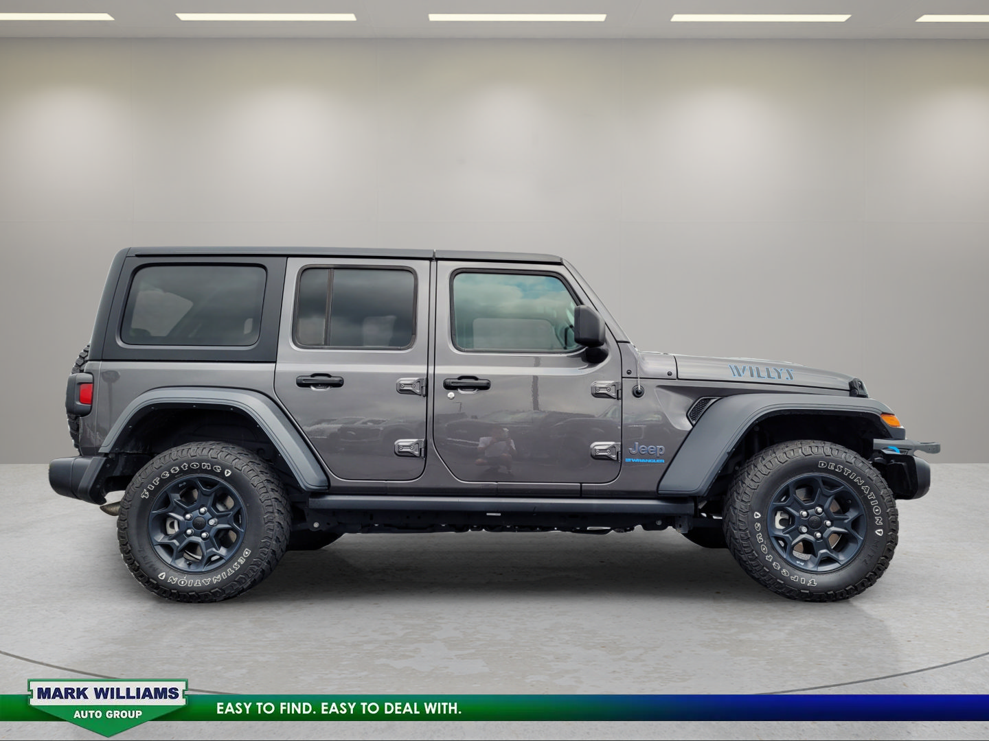 Used 2023 Jeep Wrangler Unlimited w/ Convenience Group AWD/4WD image 2