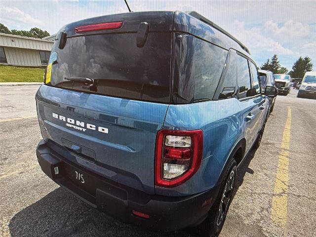 Certified 2025 Ford Bronco Sport Outer Banks w/ Outer Banks Tech Package+ AWD/4WD image 2