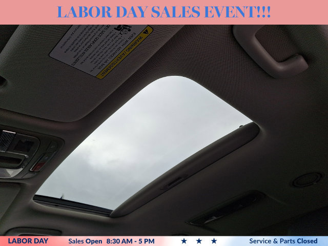 Used 2024 Kia Telluride EX w/ EX Captain's Chair Package FWD image 21