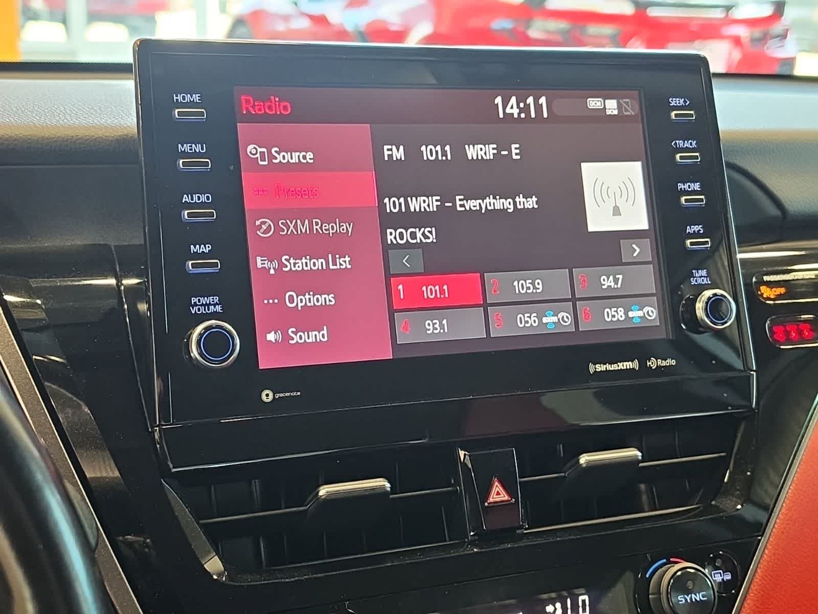 Used 2021 Toyota Camry XSE FWD image 29