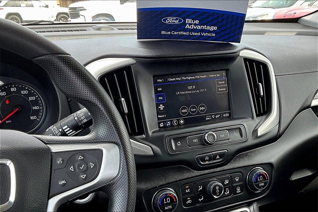 Used 2023 GMC Terrain SLE w/ Driver Convenience Package image 6
