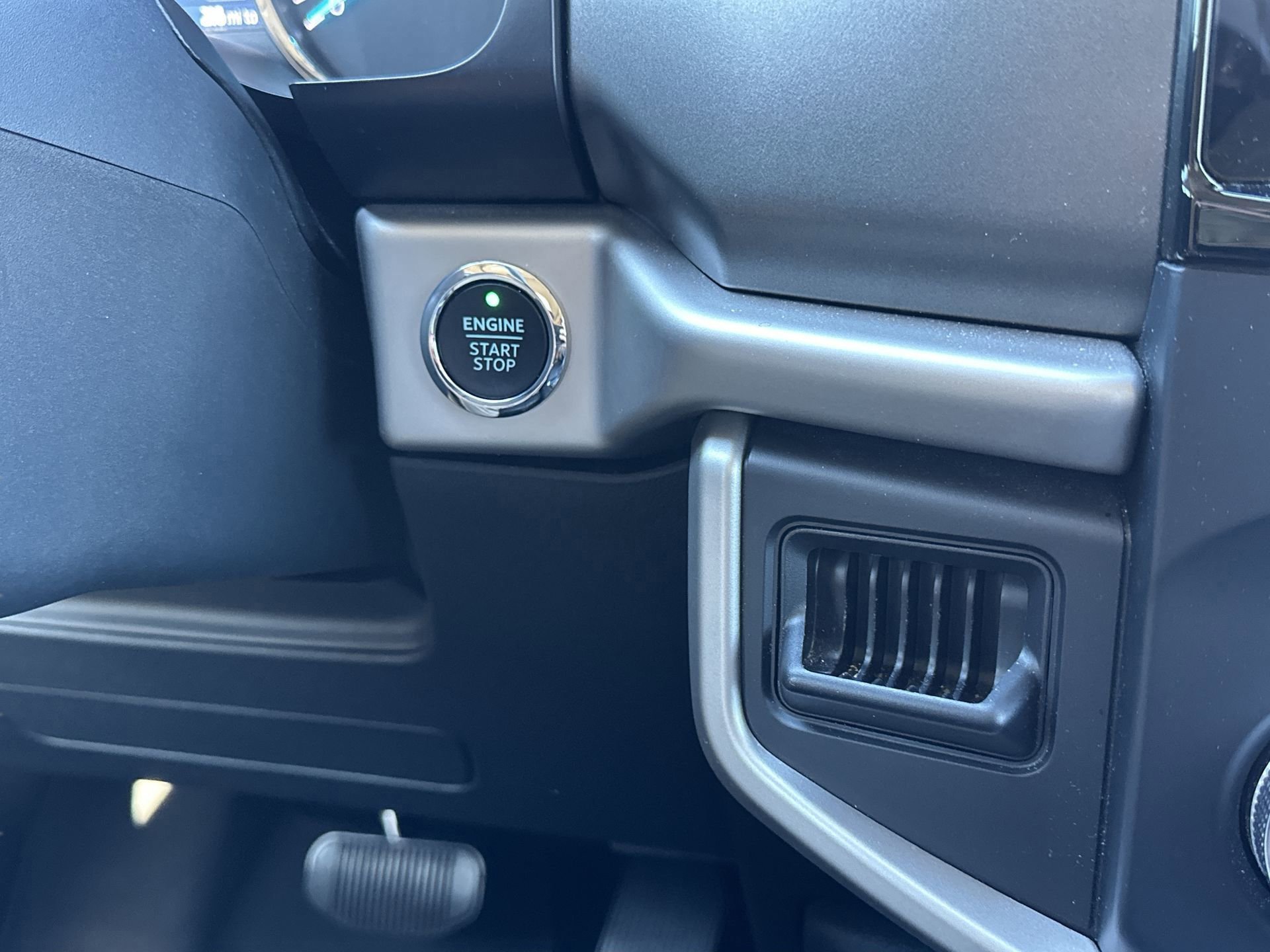 Certified 2023 Ford Expedition XLT image 65