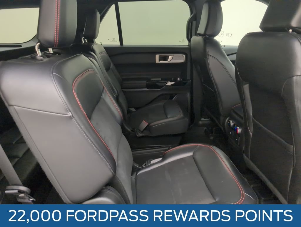 Certified 2023 Ford Explorer ST-Line w/ Class IV Trailer Tow Package image 19