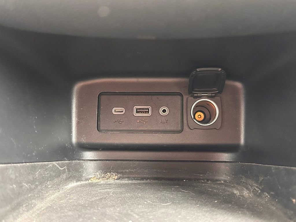 Used 2020 Chevrolet Equinox LT image 30