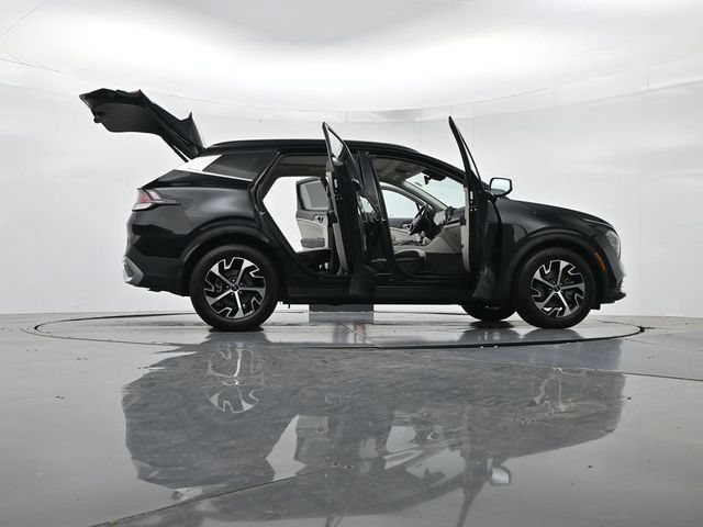 Used 2025 Kia Sportage EX w/ Premium Package FWD image 53