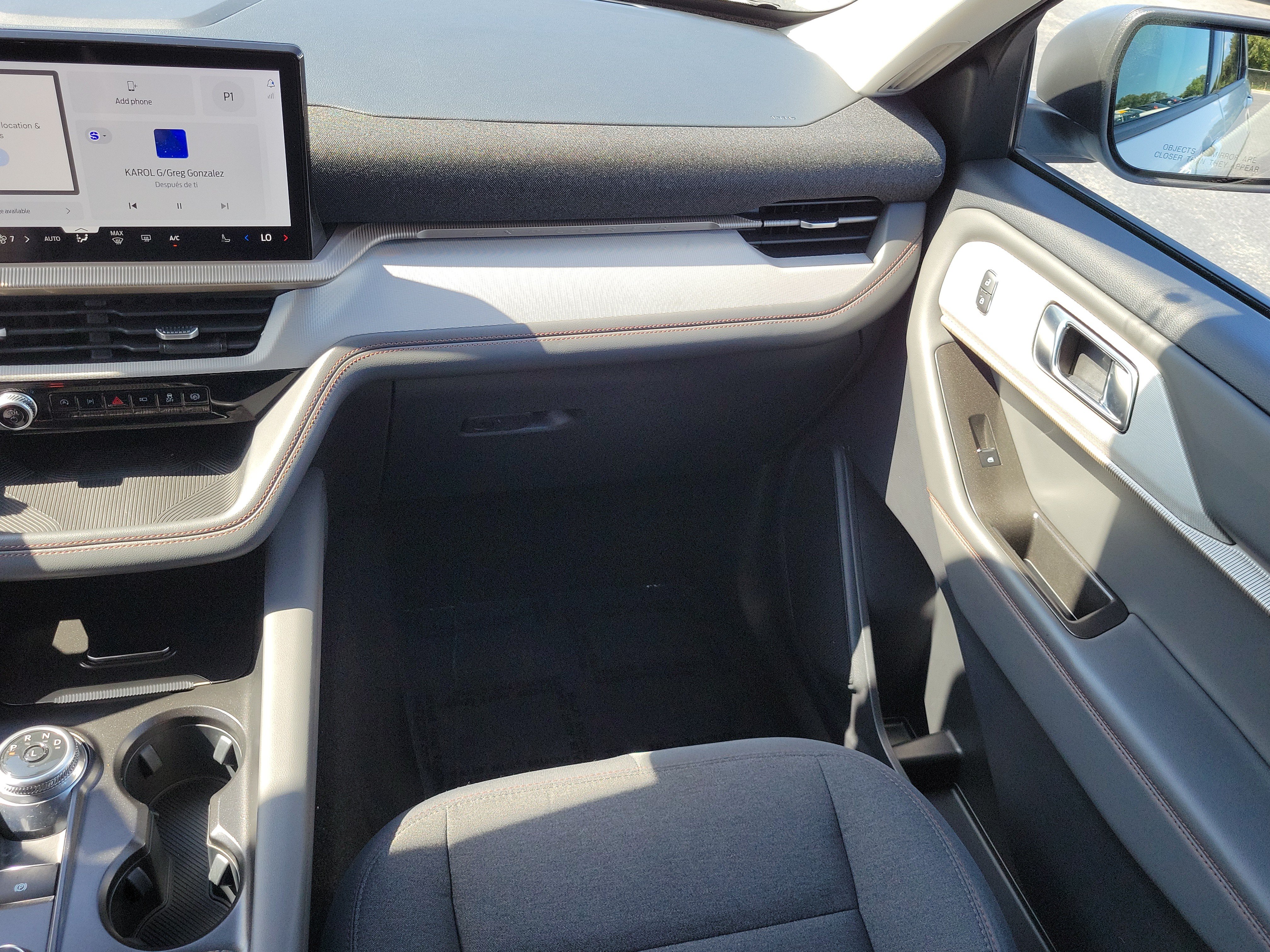 Certified 2025 Ford Explorer Active RWD image 17
