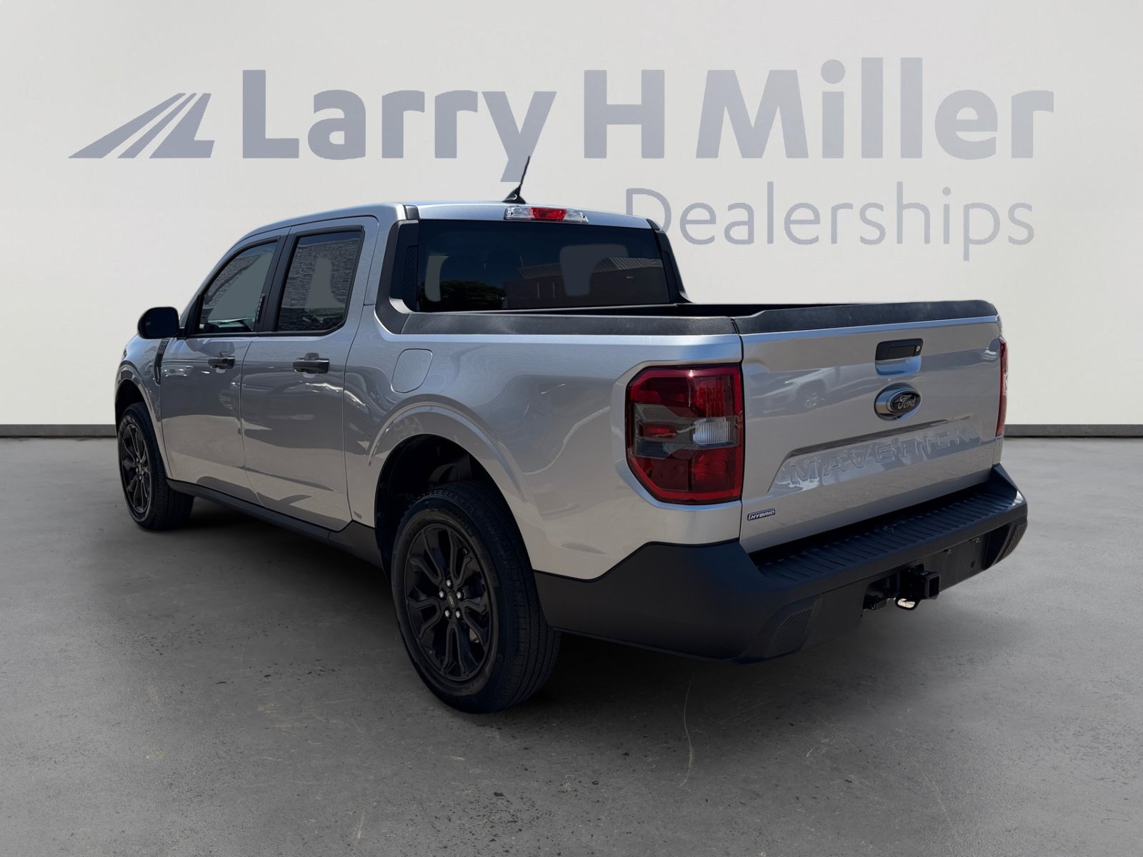 Certified 2023 Ford Maverick XLT w/ XLT Luxury Package FWD image 3