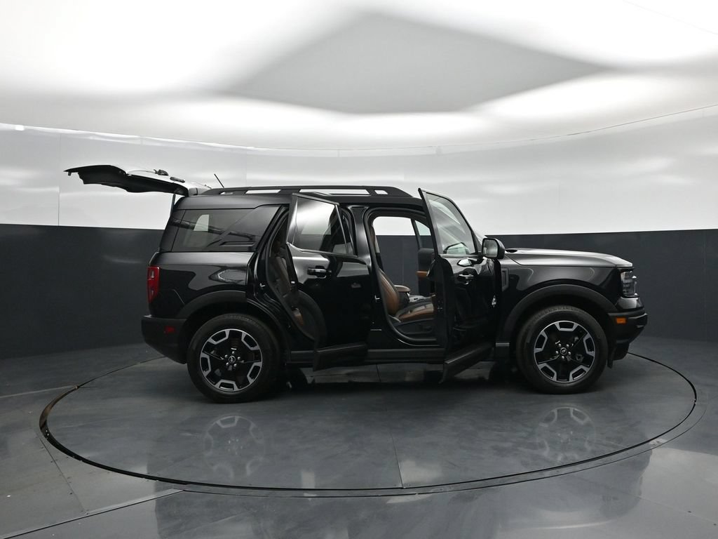 Certified 2023 Ford Bronco Sport Outer Banks w/ Tech Package AWD/4WD image 5