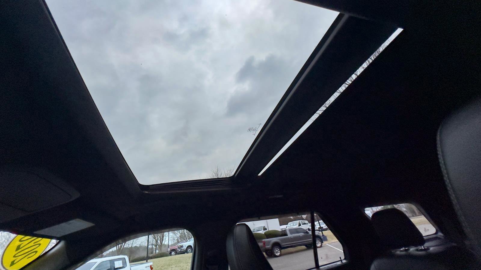 Certified 2020 Ford Explorer Limited w/ Class III Trailer Tow Package image 26