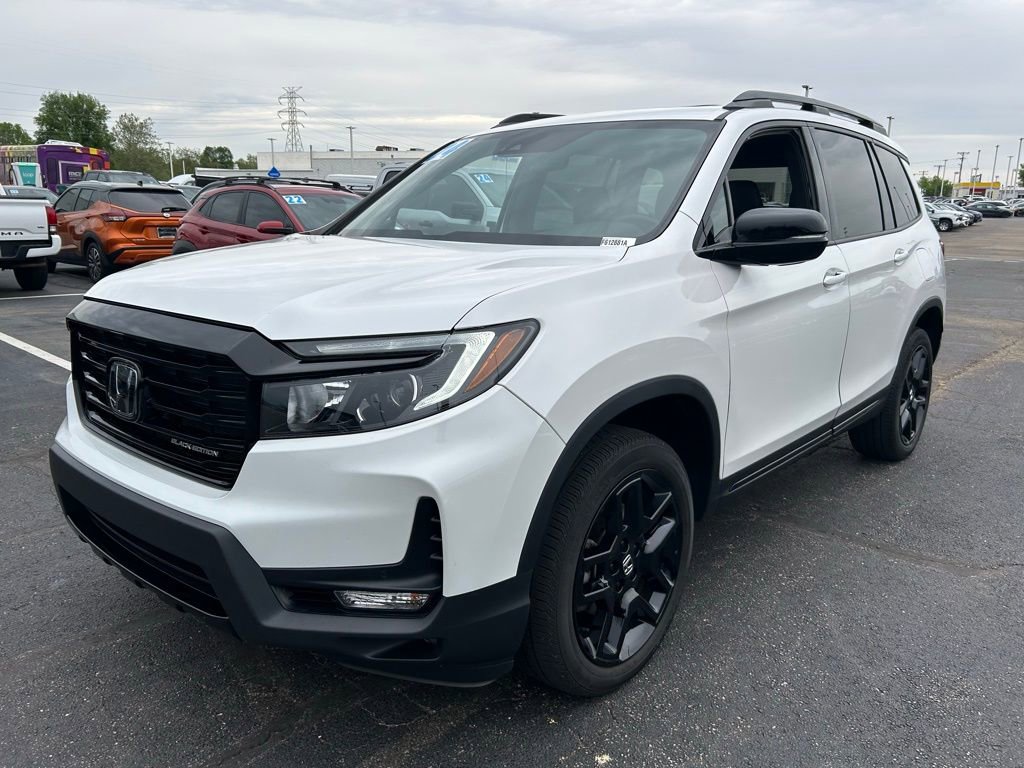 Used 2024 Honda Passport Black Edition image 4