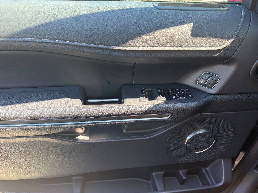Certified 2023 Ford Expedition Max XLT RWD image 32