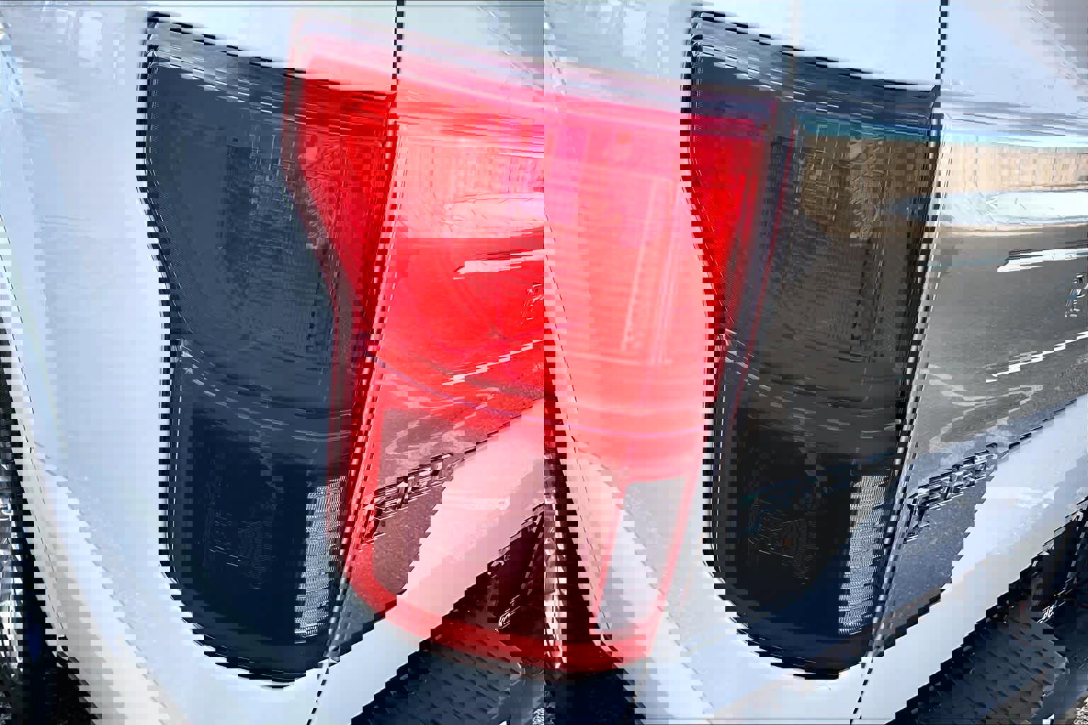 Certified 2020 Ford F150 Platinum w/ Equipment Group 701A Luxury image 29