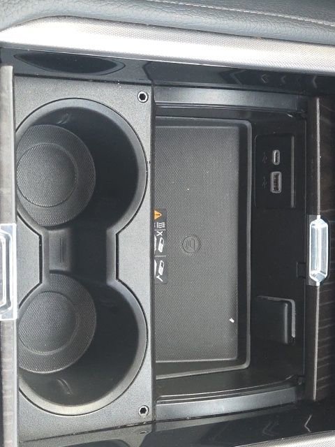 Used 2022 GMC Yukon Denali image 39