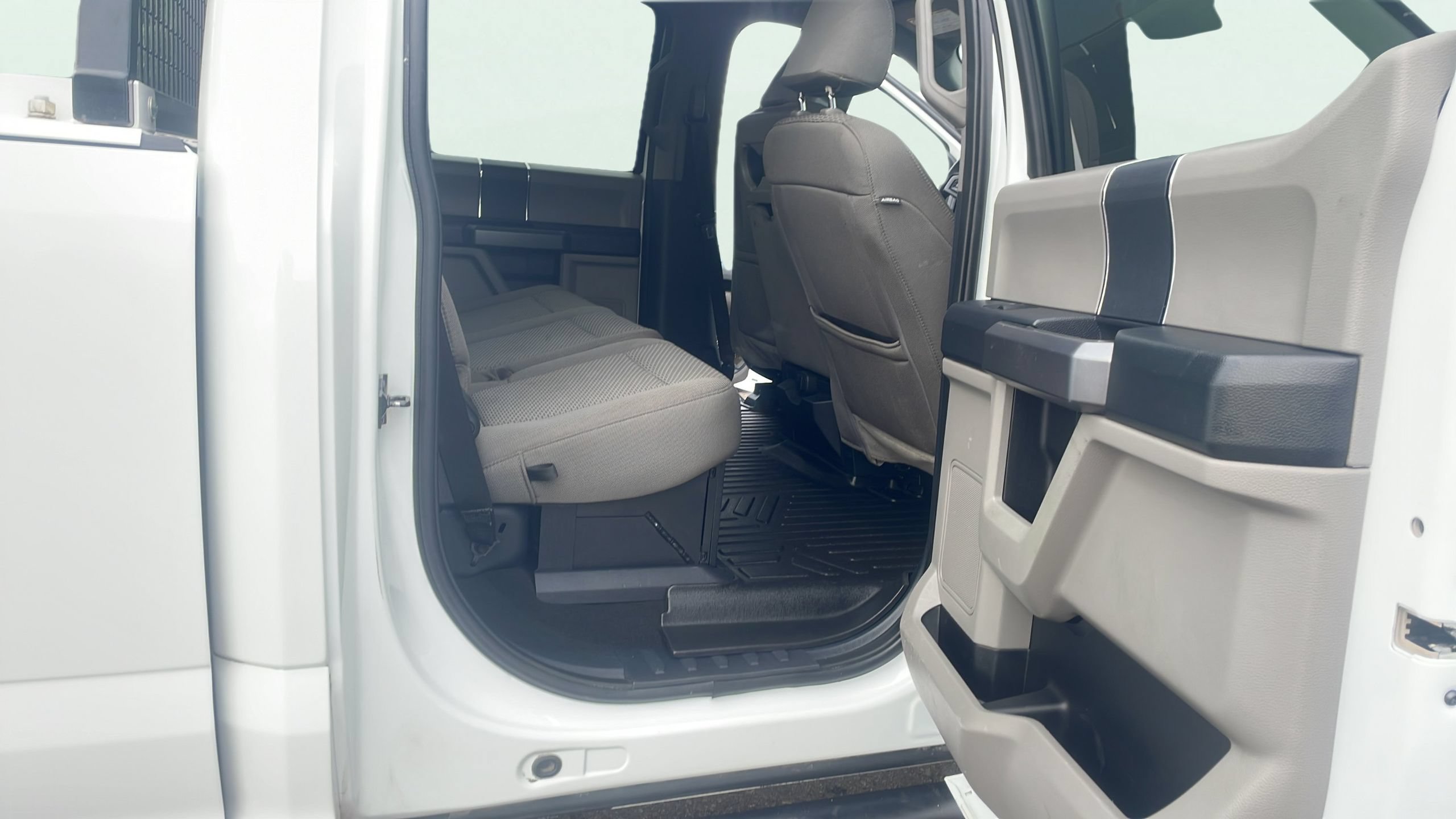 Certified 2022 Ford F250 XLT AWD/4WD image 15