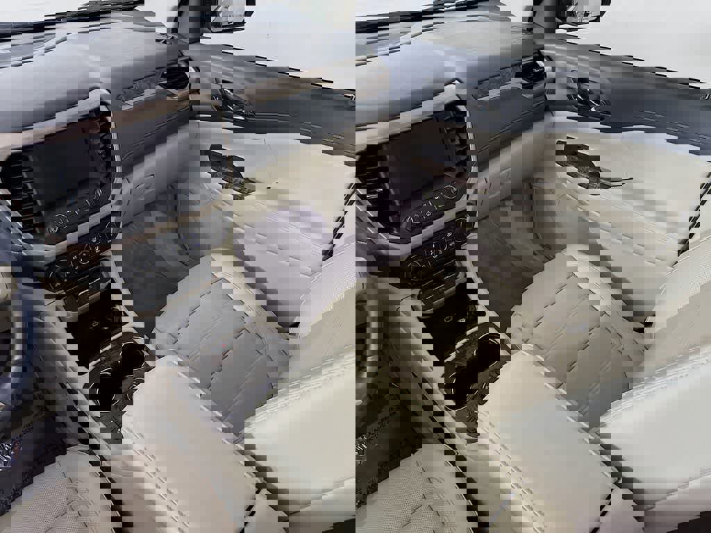 Used 2020 GMC Acadia Denali w/ Technology Package image 11