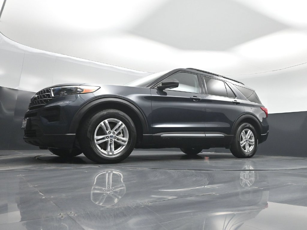 Certified 2023 Ford Explorer XLT RWD image 43