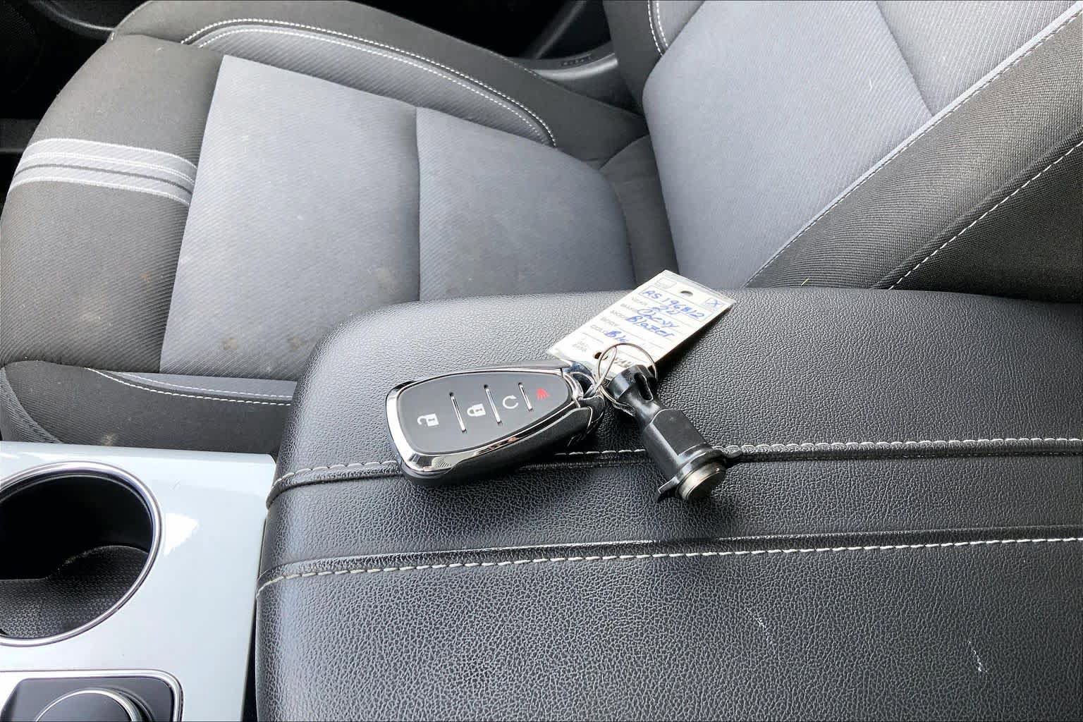 Used 2024 Chevrolet Blazer LT FWD image 13