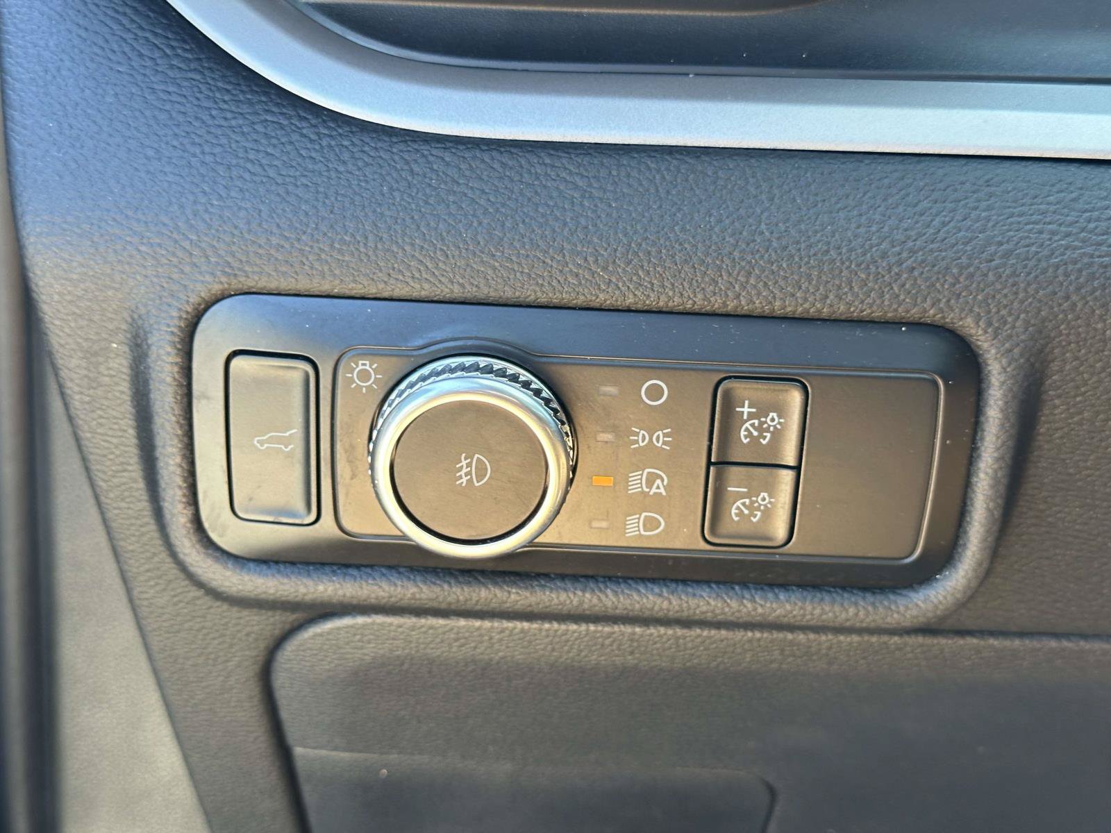 Certified 2023 Ford Explorer XLT AWD/4WD image 33