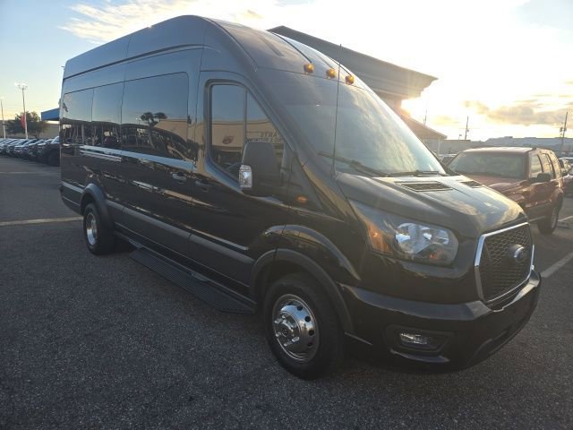 Certified 2024 Ford Transit 350 XLT image 2