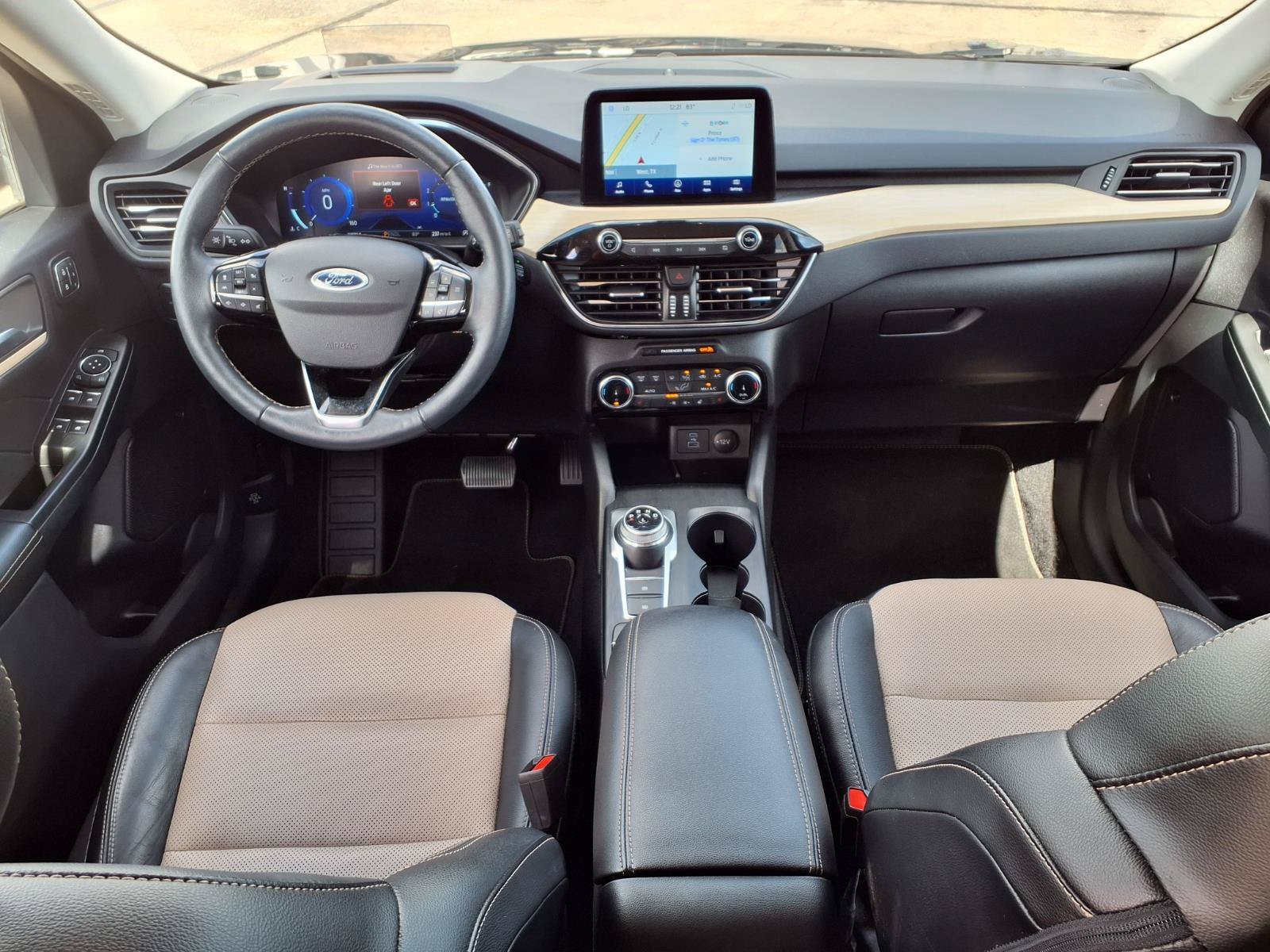 Certified 2022 Ford Escape Titanium w/ Titanium Elite Package AWD/4WD image 8