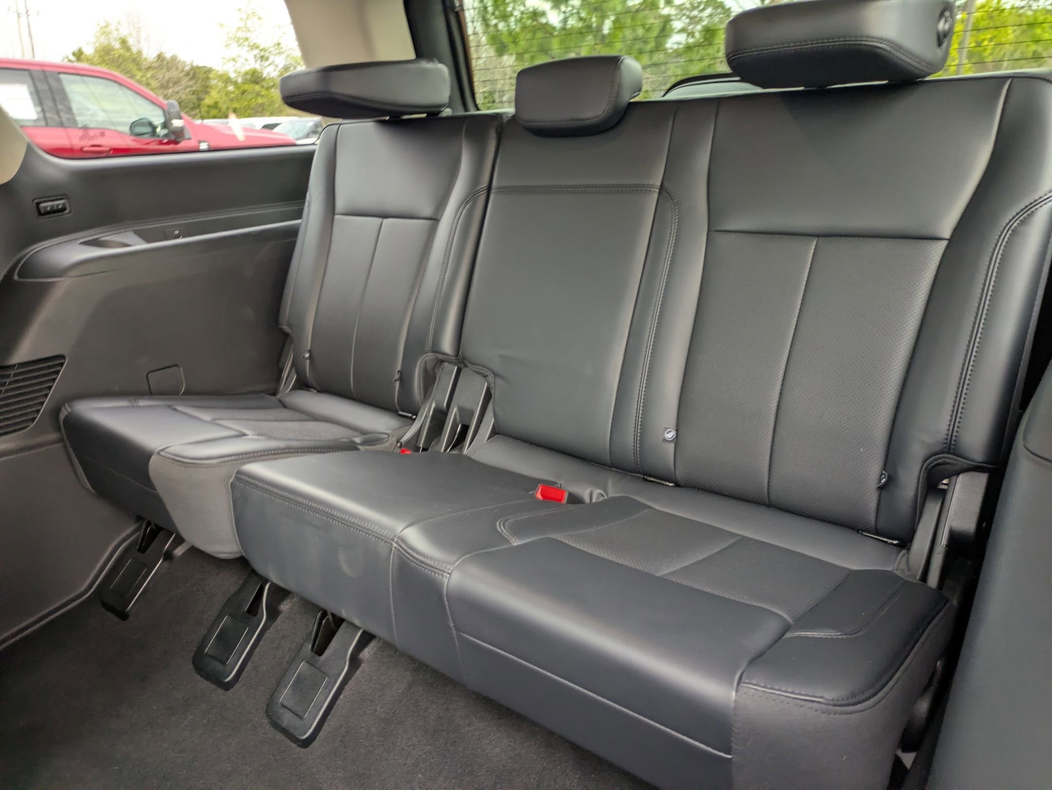 Certified 2024 Ford Expedition XLT image 31