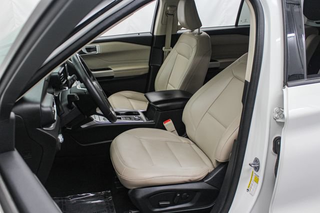 Certified 2023 Ford Explorer XLT w/ Equipment Group 202A AWD/4WD image 16