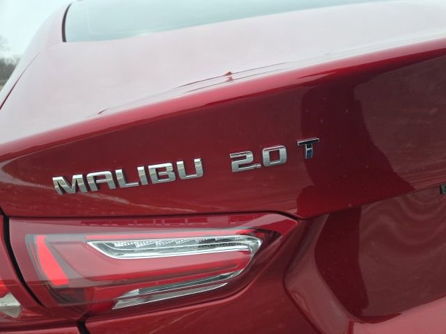 Used 2022 Chevrolet Malibu Premier image 9
