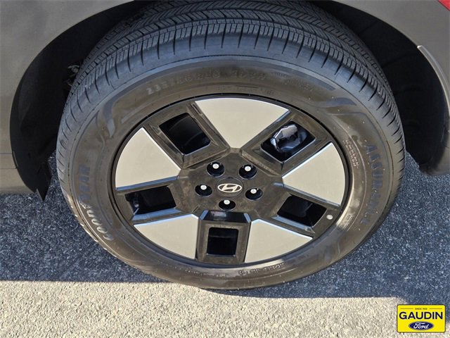 Used 2024 Hyundai Santa Fe SEL image 8