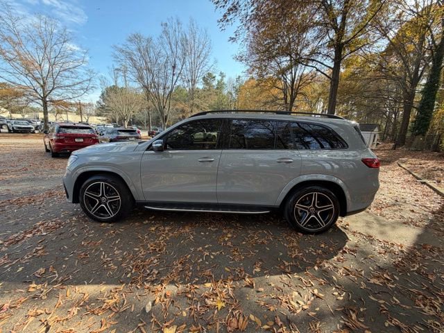 Used 2024 Mercedes-Benz GLS 450 4MATIC image 2