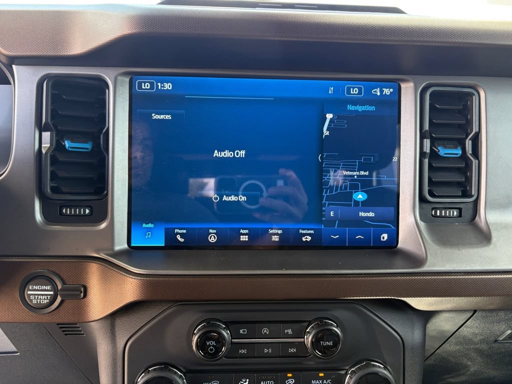 Certified 2022 Ford Bronco Outer Banks AWD/4WD image 15