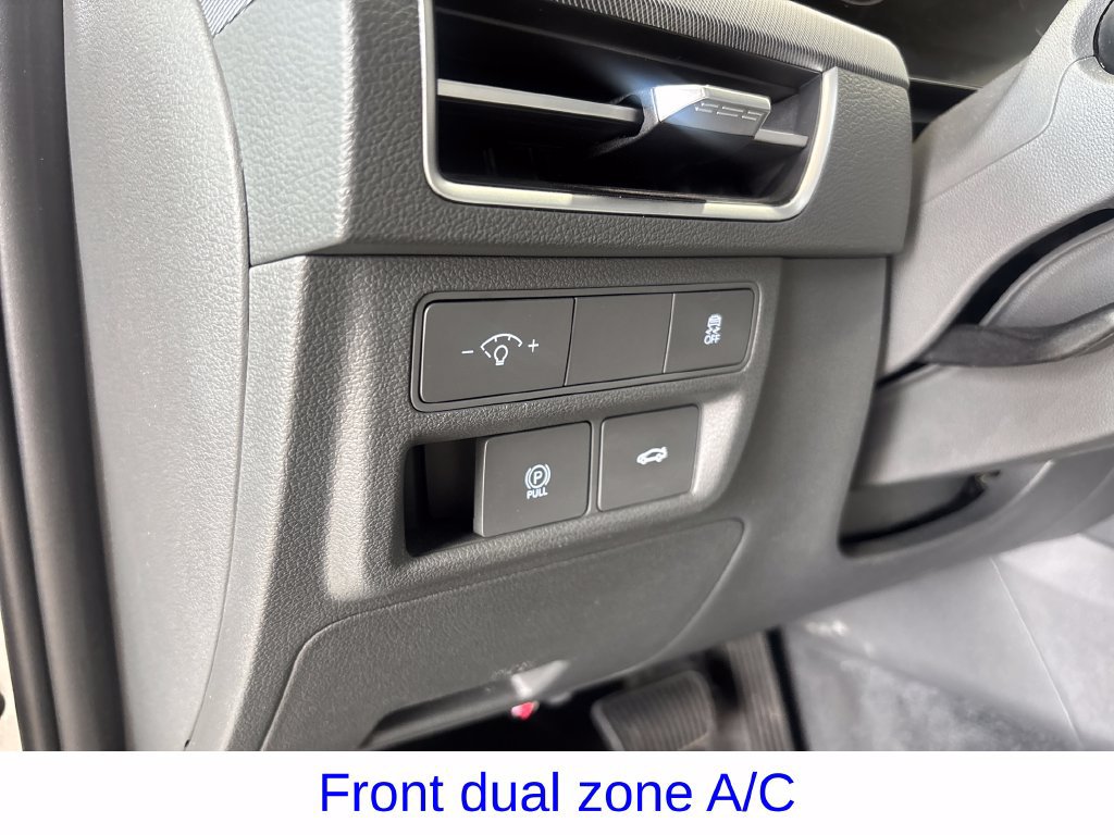 Used 2025 Hyundai Sonata SEL FWD image 25