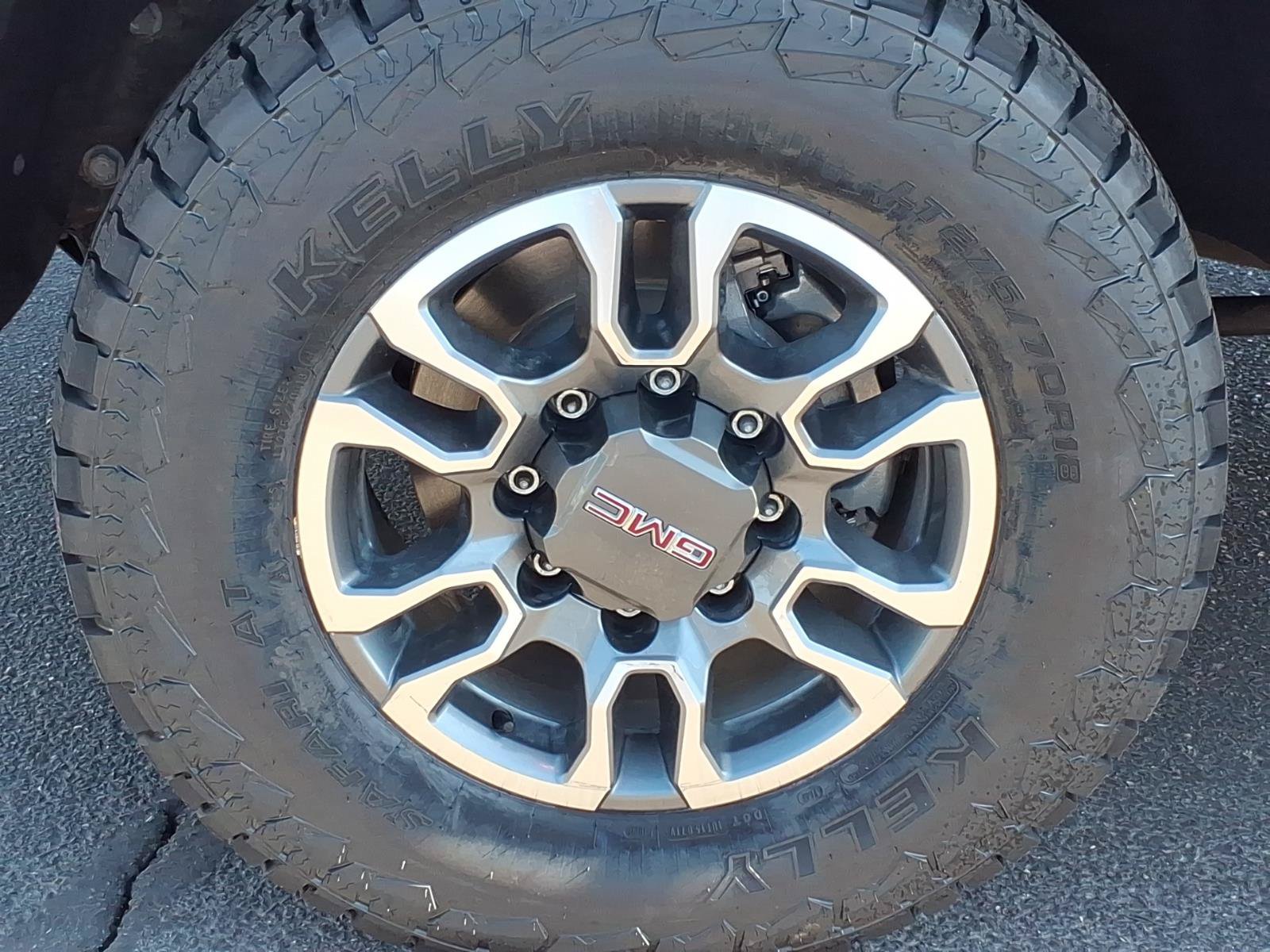 Used 2022 GMC Sierra 2500 SLE w/ SLE Value Package; RWD image 9