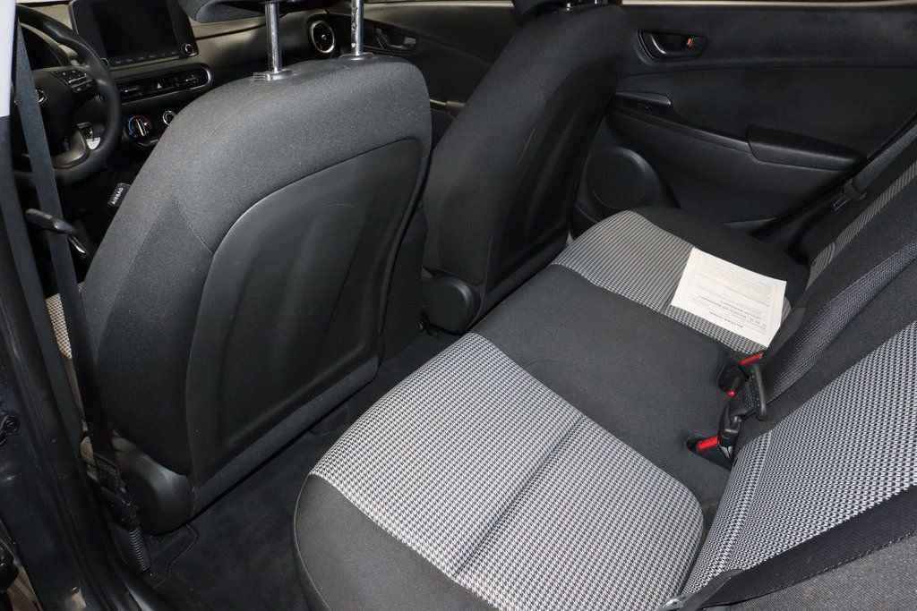 Used 2022 Hyundai Kona SE image 20