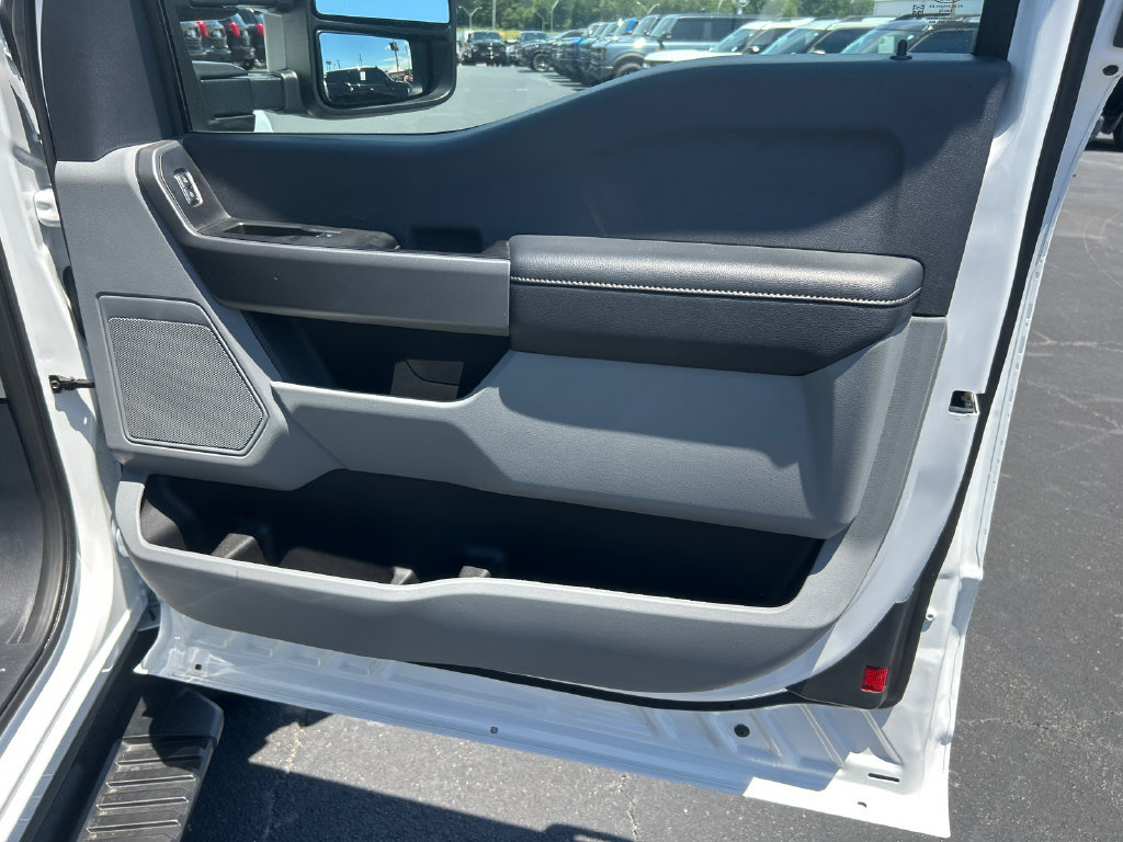 Certified 2025 Ford F350 XL w/ STX Appearance Package AWD/4WD image 14